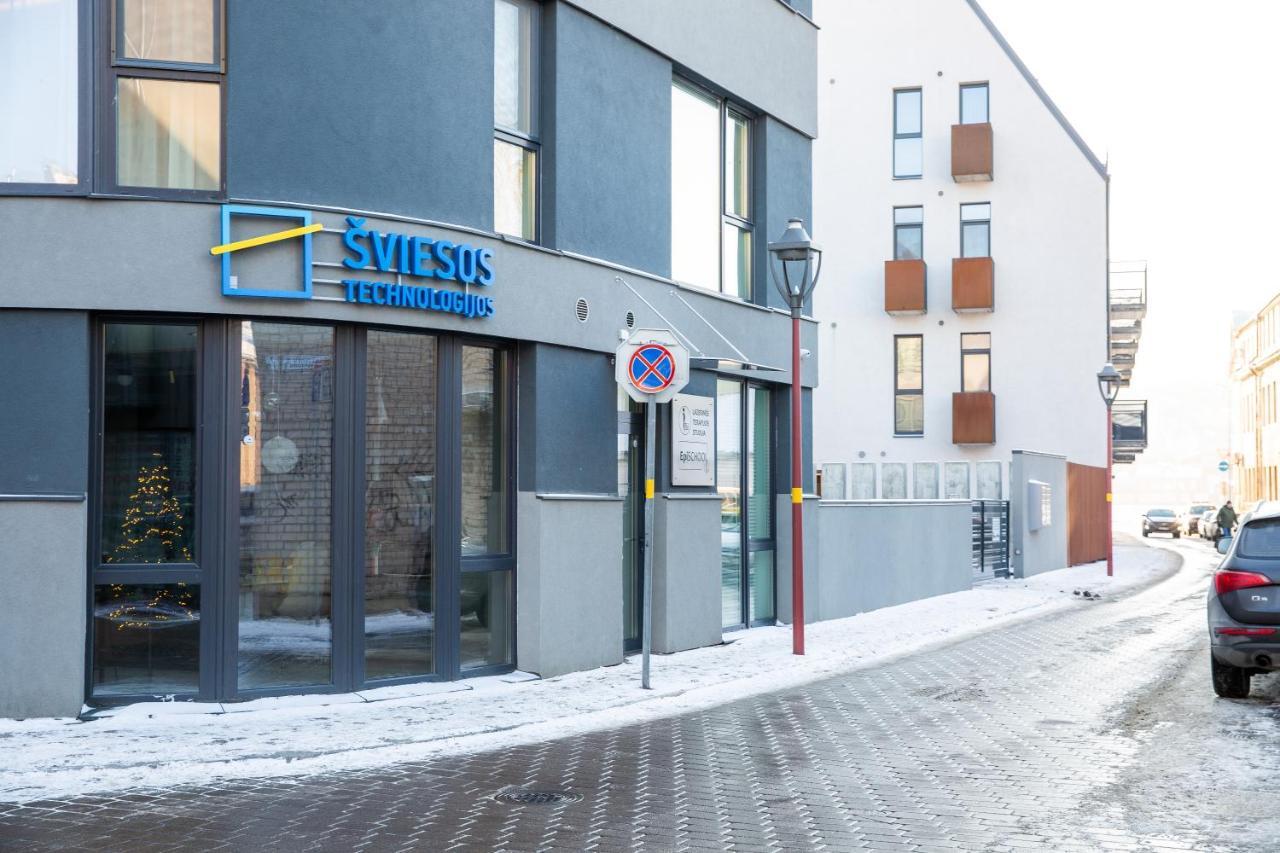 Luxurious Blue&Yellow Apartment In Kaunas Center Buitenkant foto