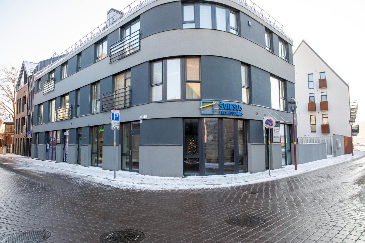 Luxurious Blue&Yellow Apartment In Kaunas Center Buitenkant foto